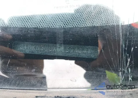 2013 Toyota Prius z USA, uszkodzony, nr VIN JTDKN3DUXD5594341